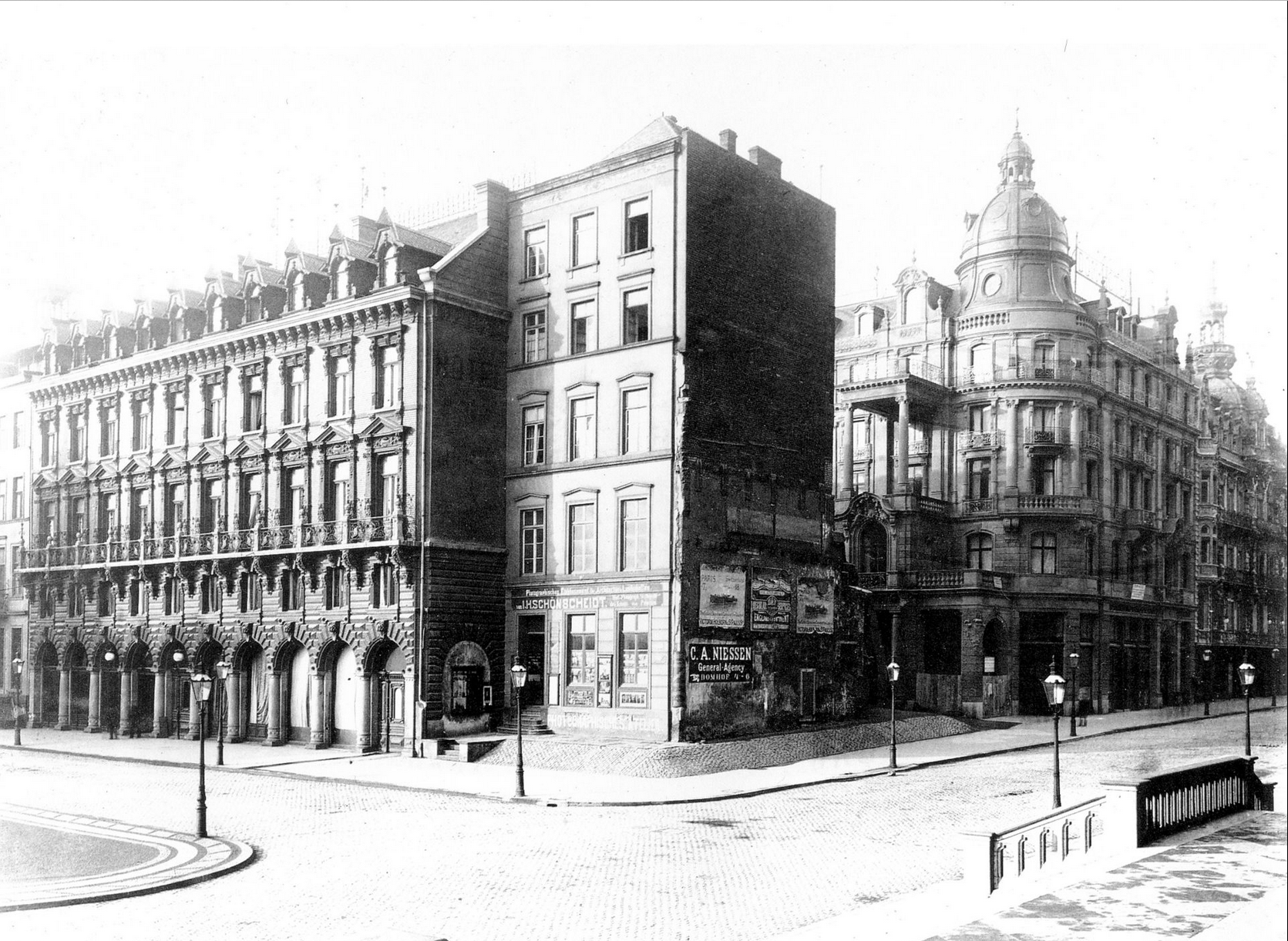 Historisches Bild der damaligen Umgebung des heutigen Dom Hotels in Köln